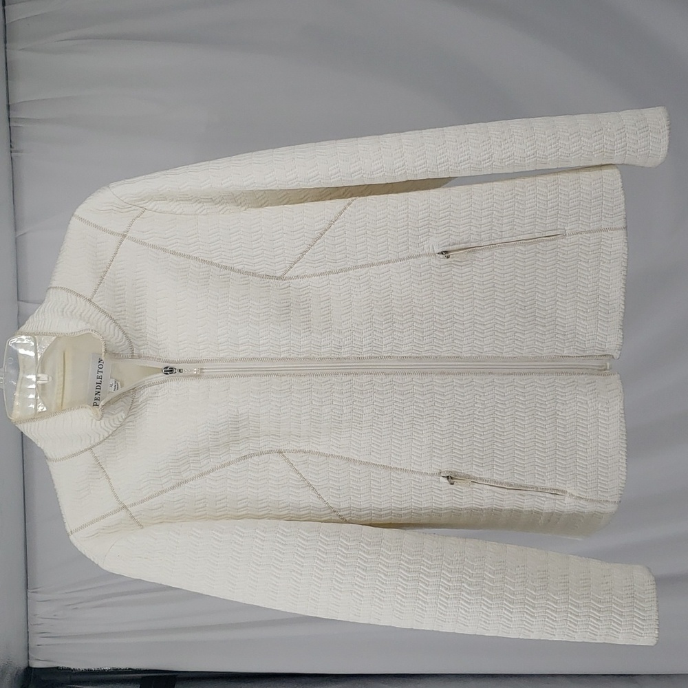 Pendleton Women's Quilted Zig Zag Jacket High Col… - image 4